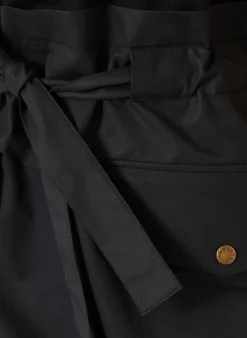 Kleid im Materialmix