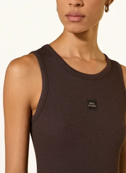 Kleid im Materialmix