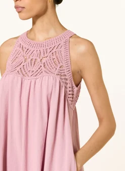 Kleid im Materialmix
