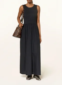 Kleid im Materialmix