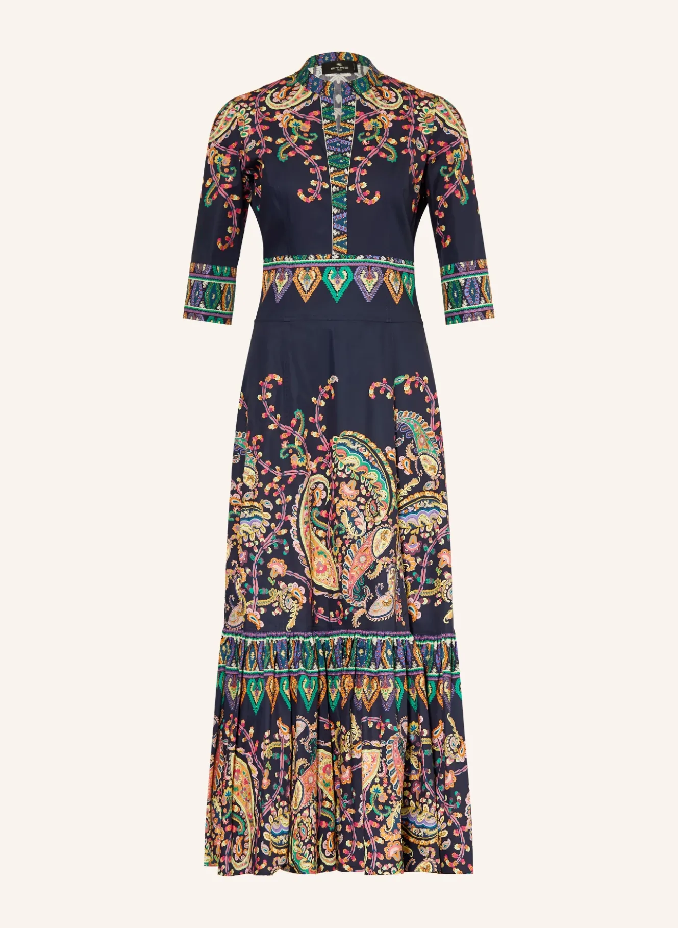 Kleid mit 3/4-Arm und Rüschen