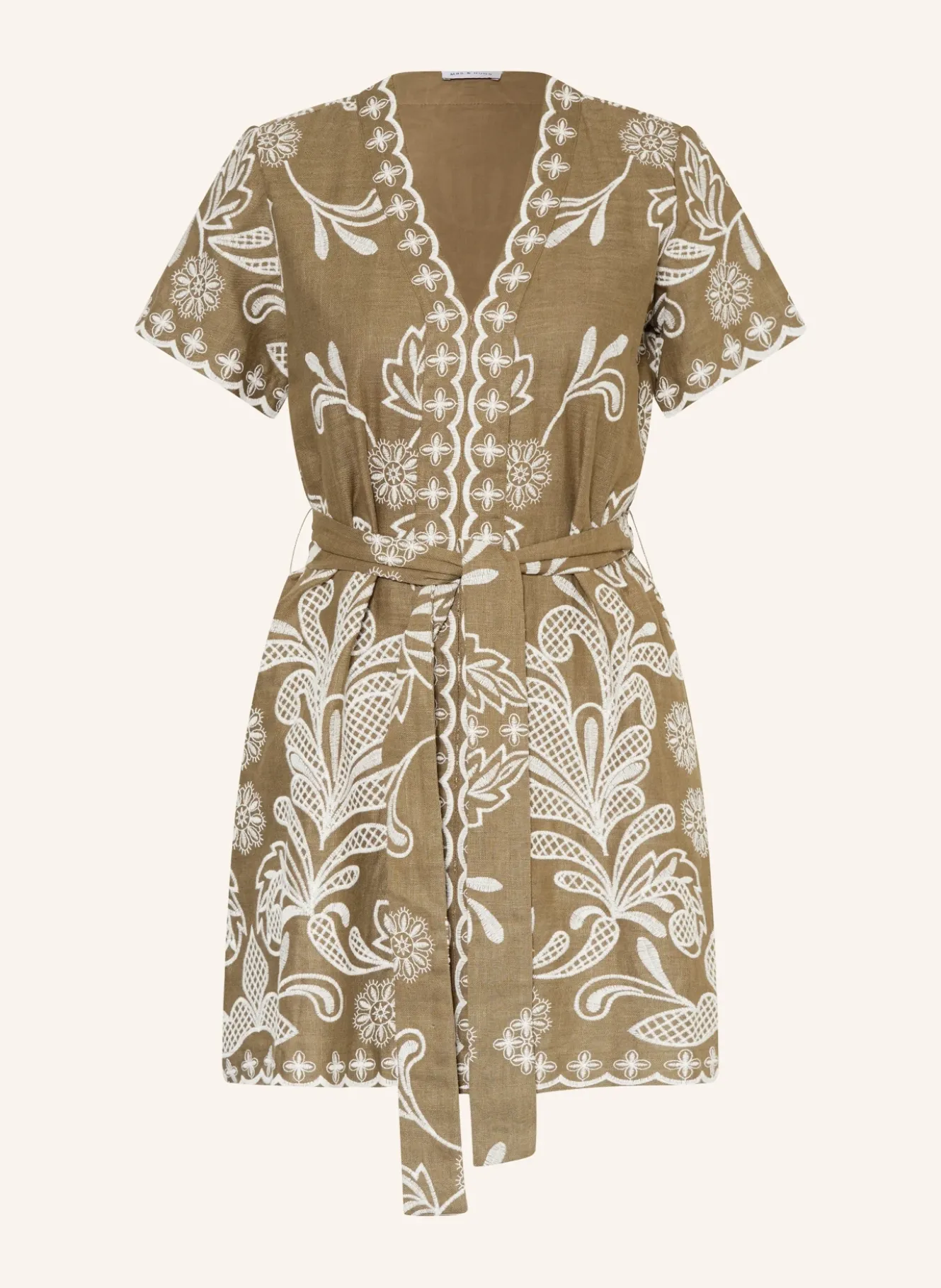 Kleid mit Leinen
