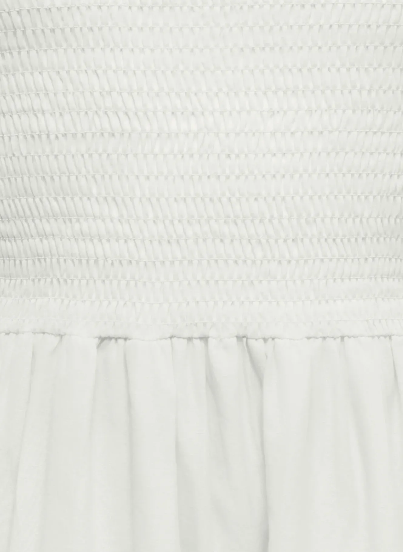 Kleid mit Lochspitze