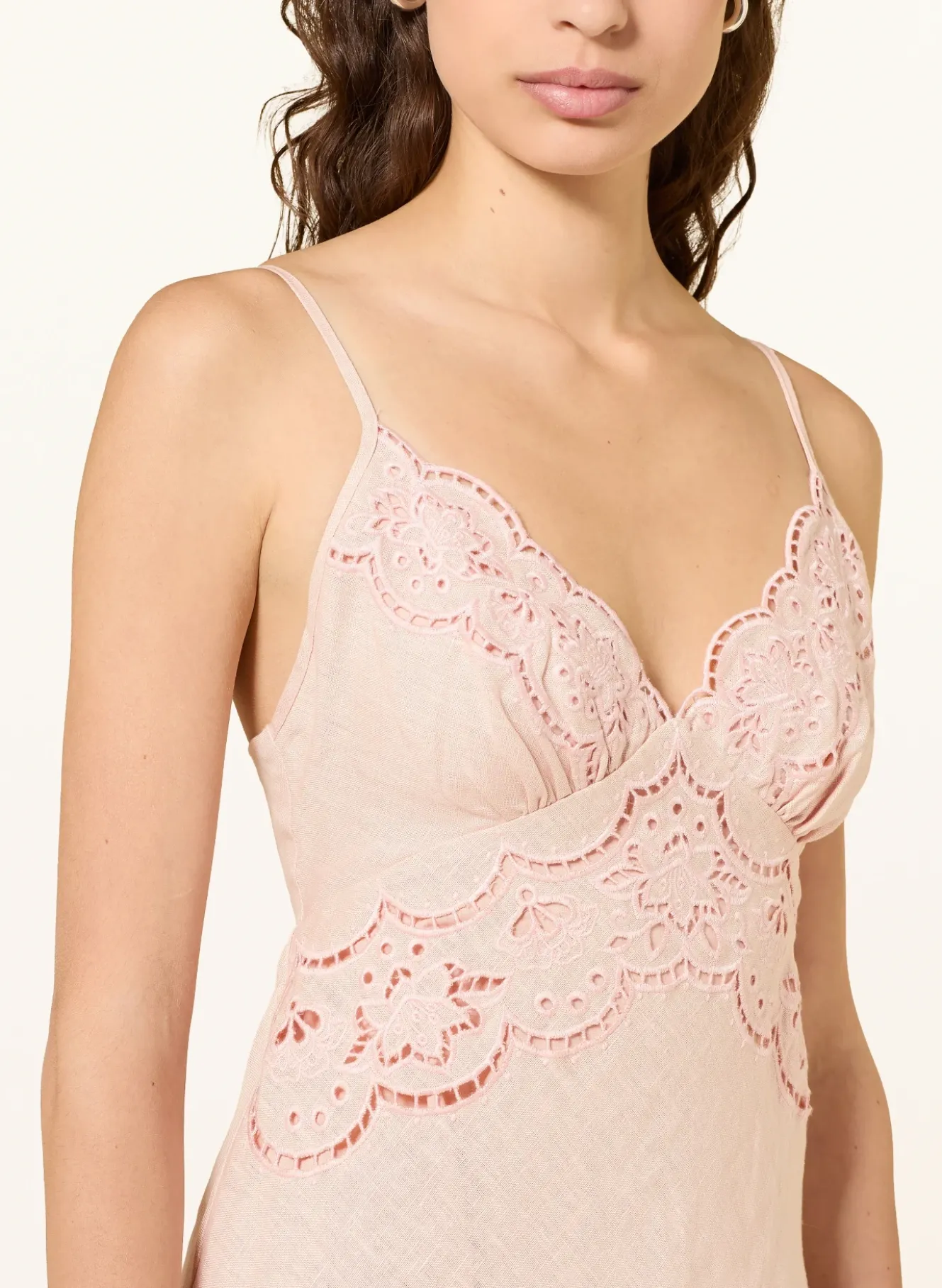 Kleid mit Lochspitze
