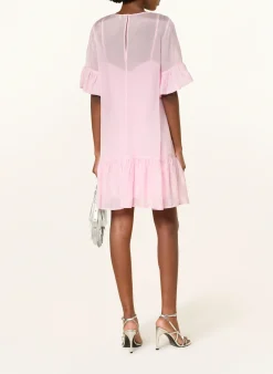 Kleid mit Rüschen