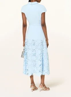 Kleid mit Spitze