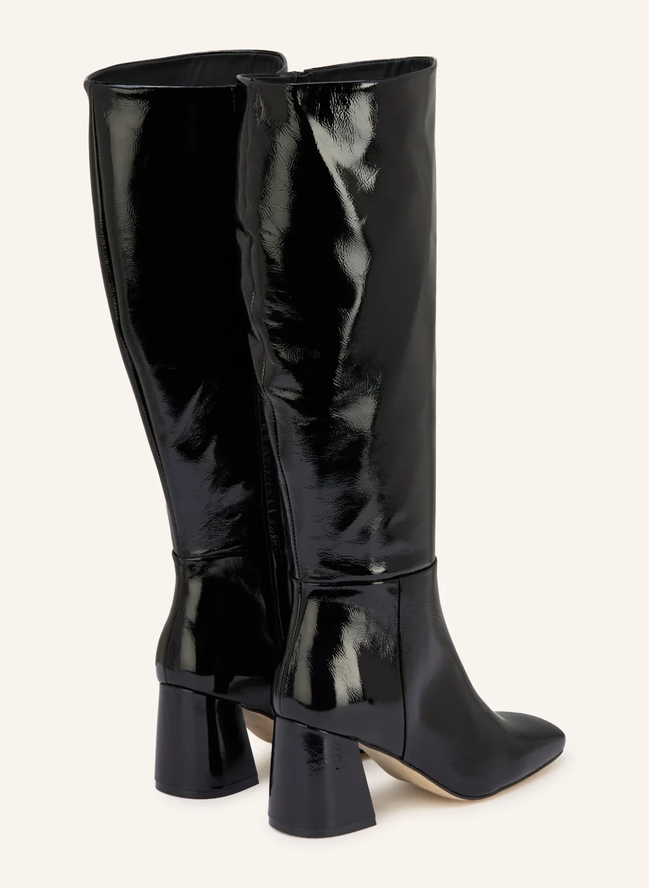 Lackstiefel
