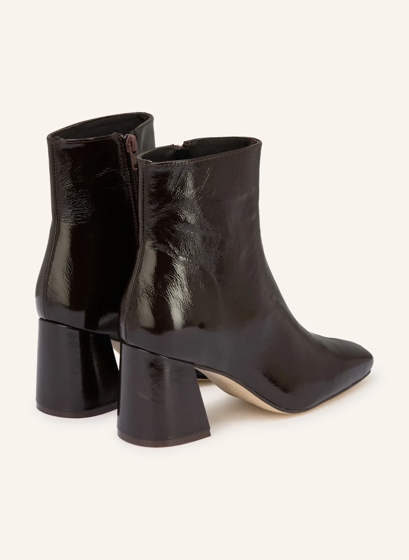 Lack-Stiefeletten