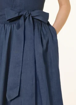 Leinendirndl