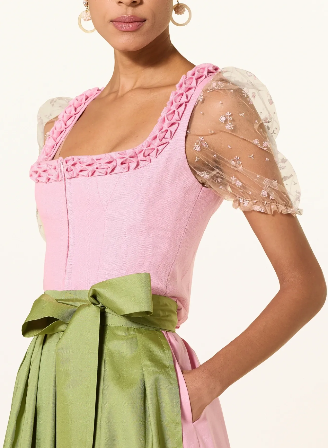 Leinendirndl EWELINA