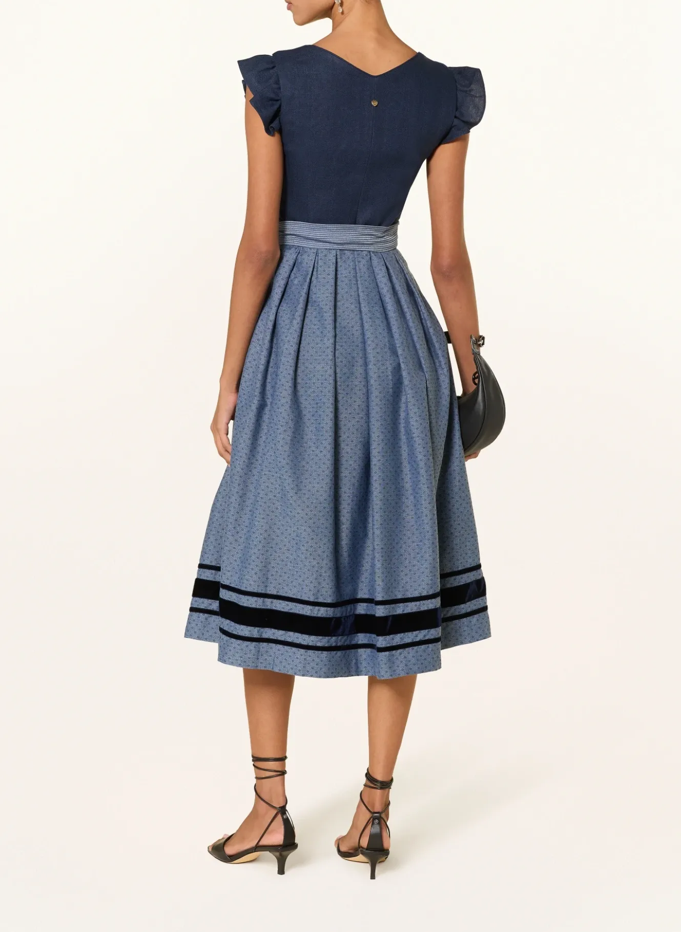Leinendirndl MARIE