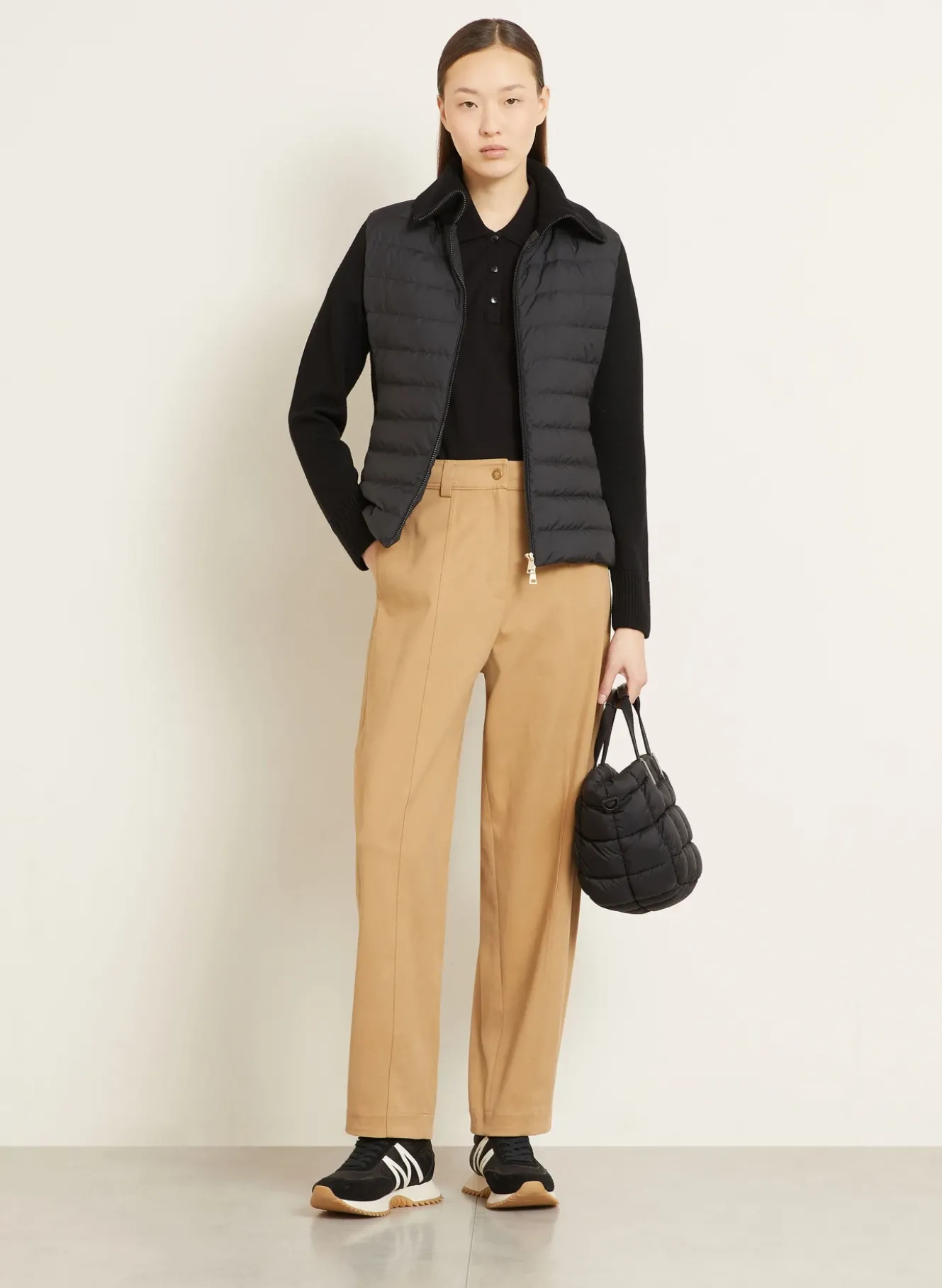 Lightweight-Daunenjacke im Materialmix