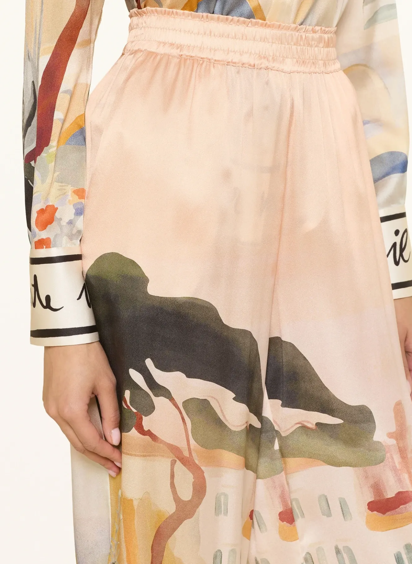 Marlenehose aus Seide