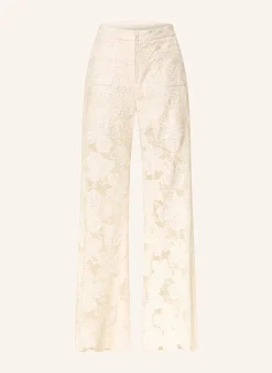 Marlenehose aus Spitze mit Schmucksteinen