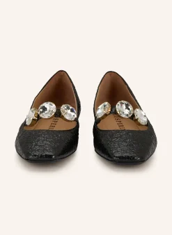 Mary-Jane-Ballerinas mit Schmucksteinen