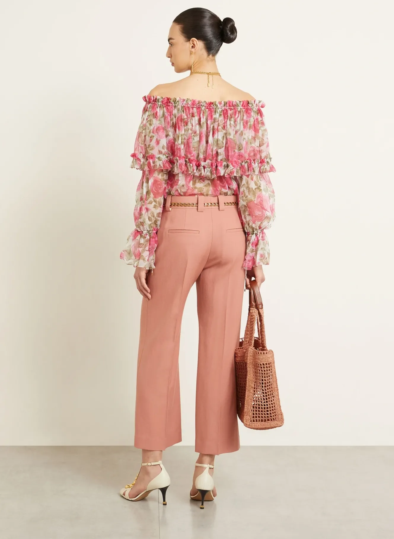 Off-Shoulder-Bluse aus Seide mit Rüschen