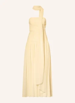 Off-Shoulder-Kleid mit abnehmbarem Schal und Plissees