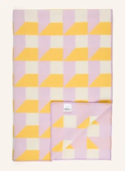 Plaid CUBICS
