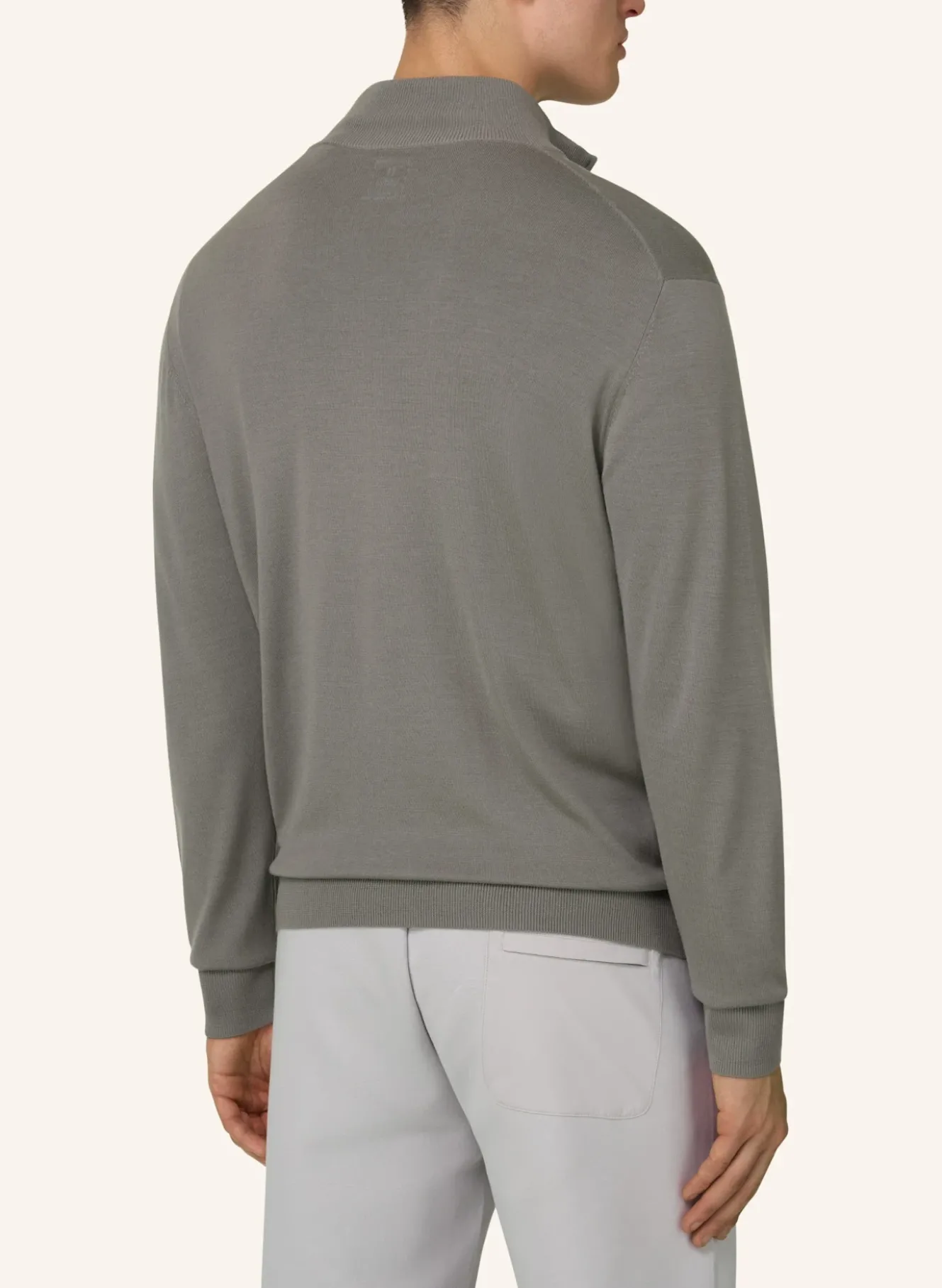 Pullover