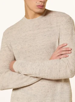 Pullover mit Leinen