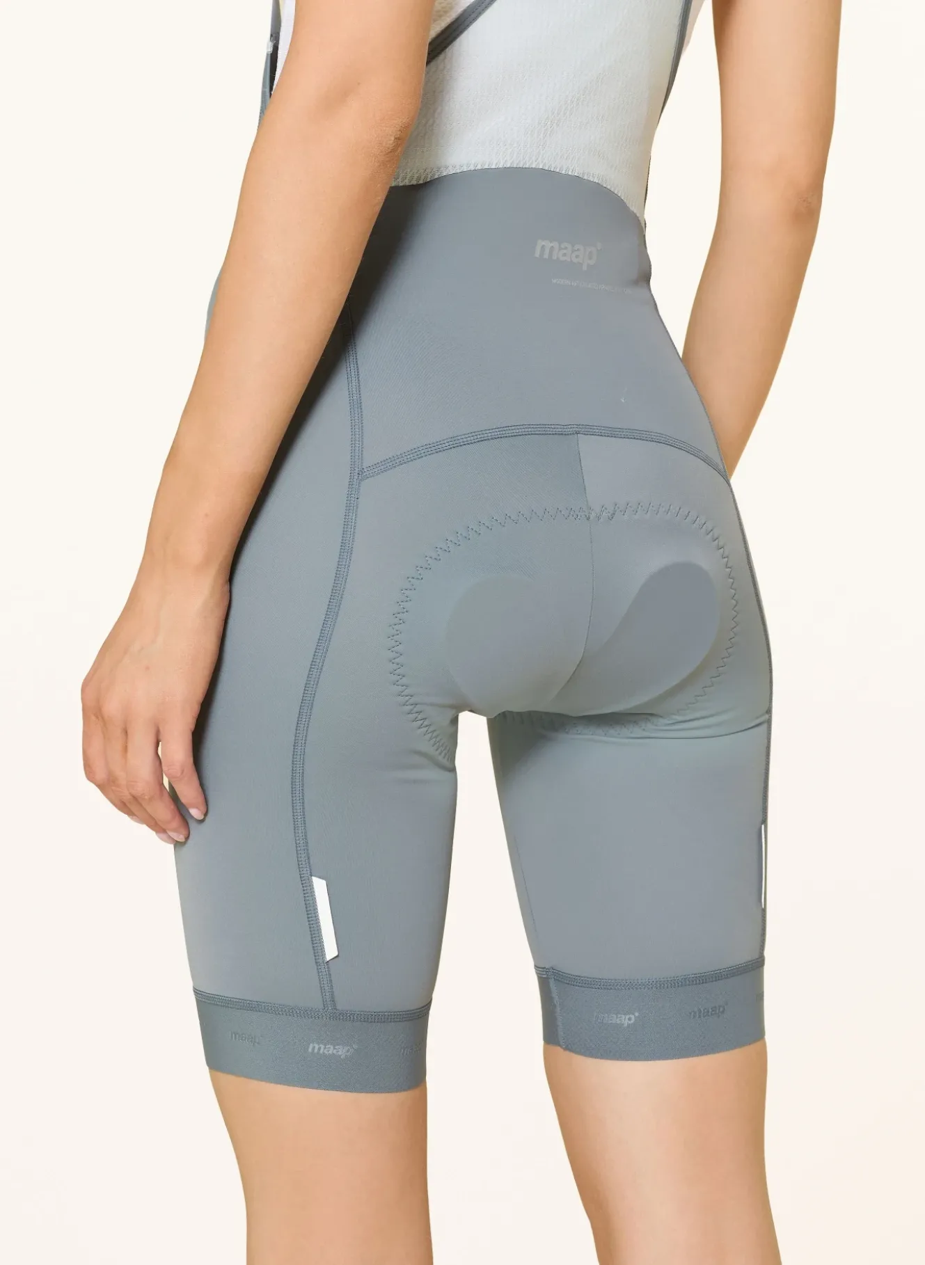 Radhose TRAINING 3.0 mit Trägern und gepolsterten Einsätzen