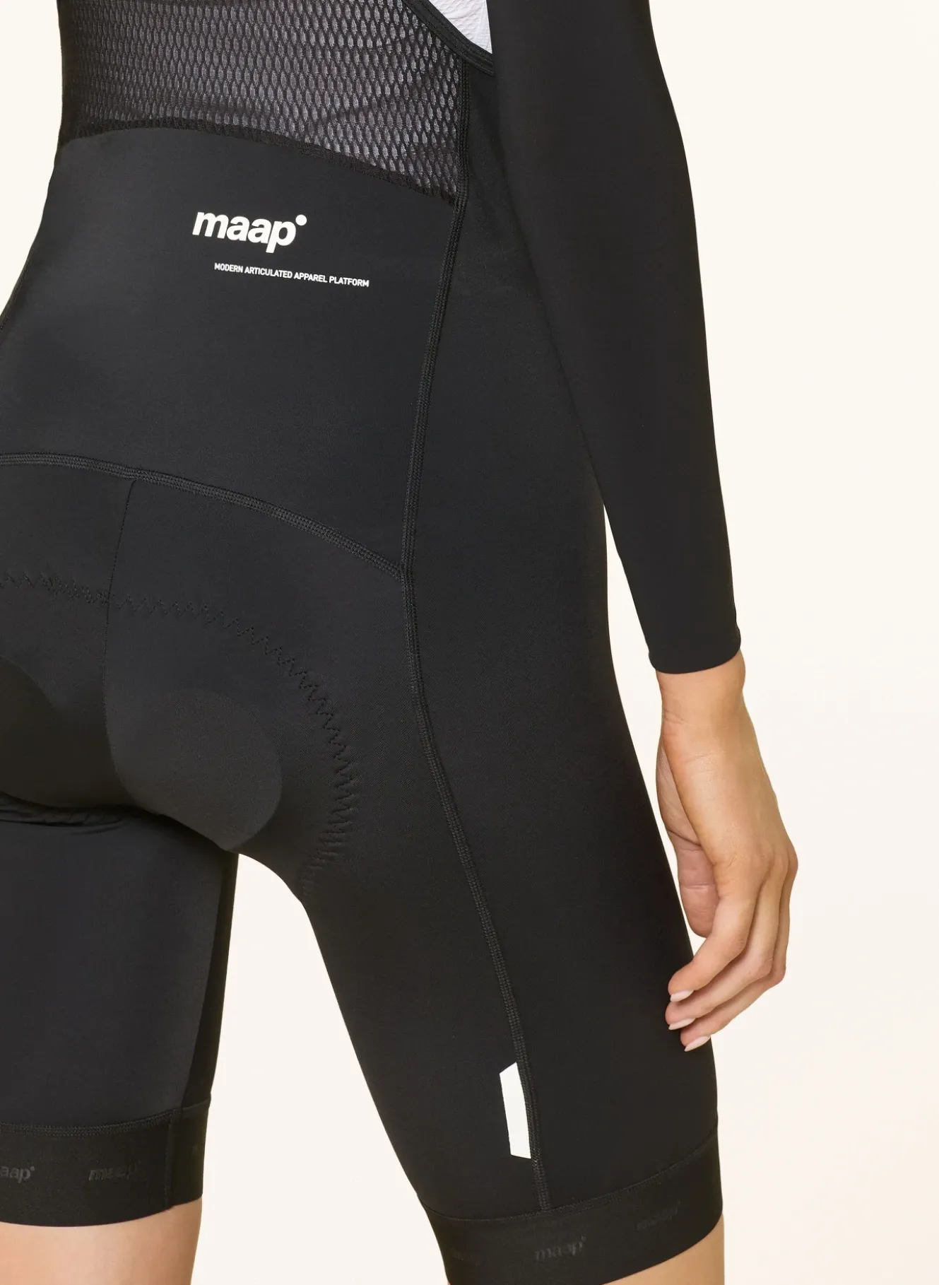 Radhose TRAINING 3.0 mit Trägern und gepolsterten Einsätzen