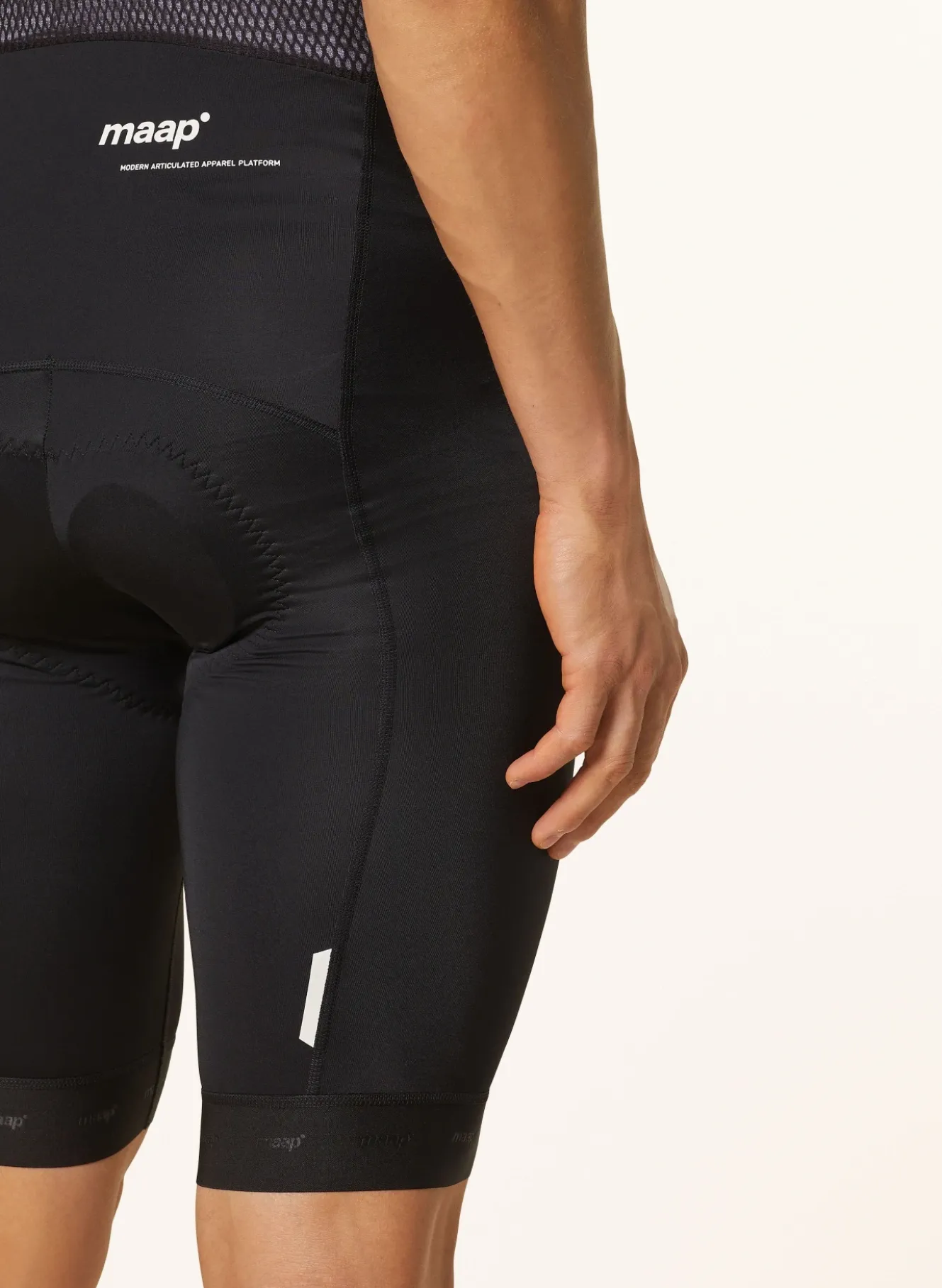 Radhose TRAINING BIB 3.0 mit Trägern und gepolstertem Einsatz