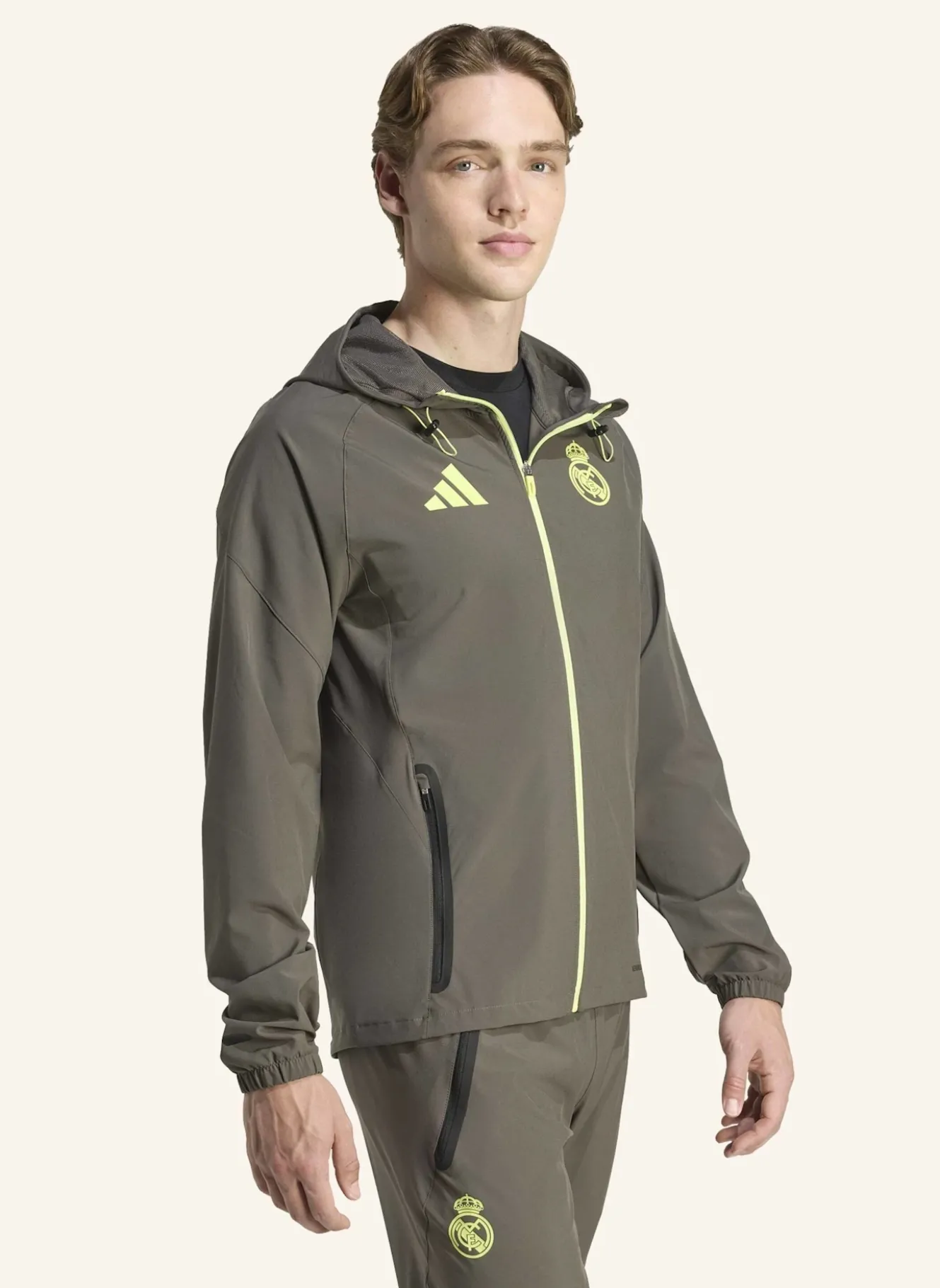 REAL MADRID TIRO 25 COMPETITION VIS TECH TRAVEL JACKE