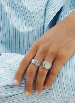 Ring ELLIS