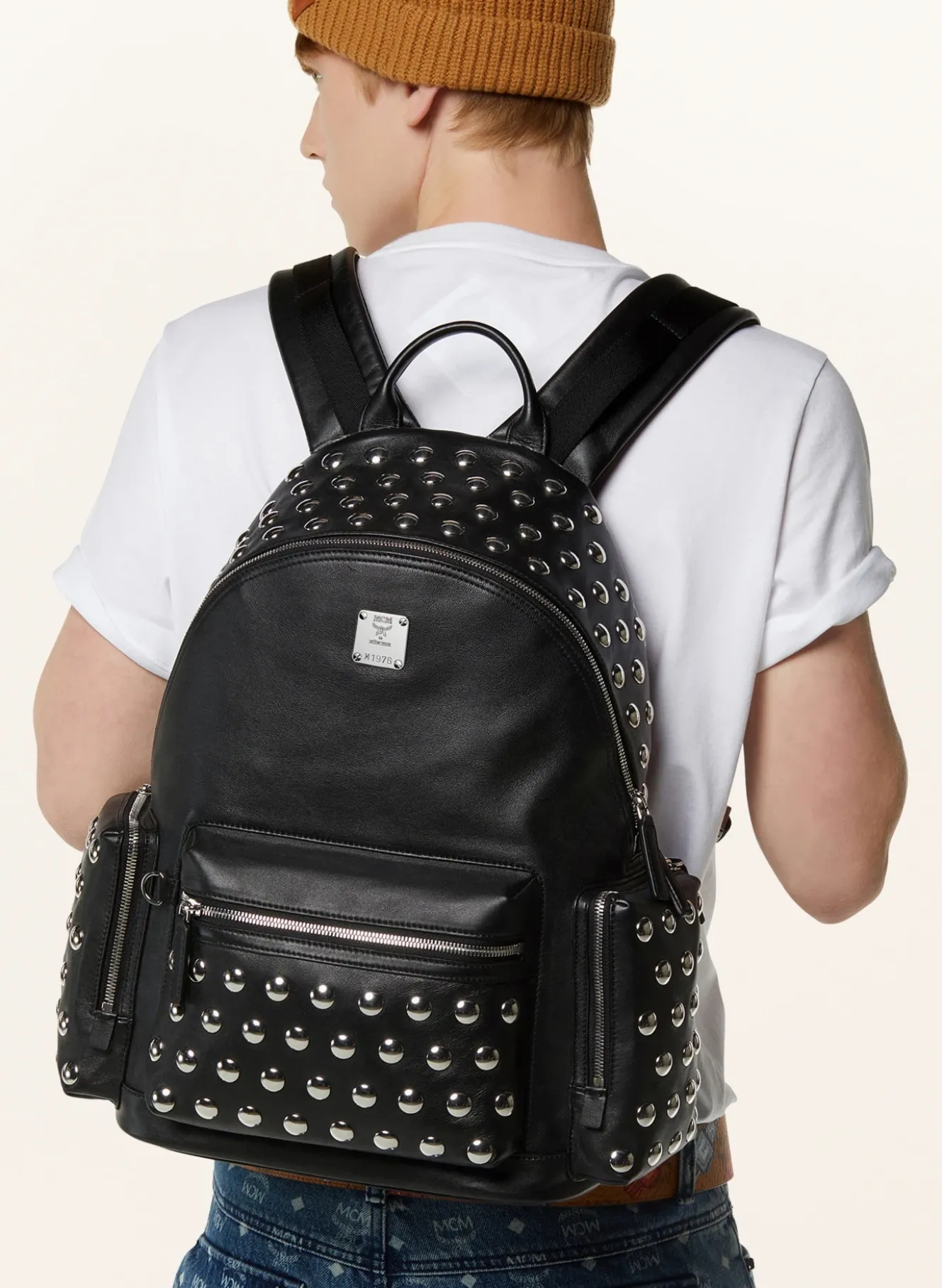 Rucksack STARK mit Nieten und Laptop-Fach