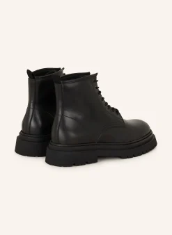 Schnürboots