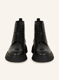 Schnürboots