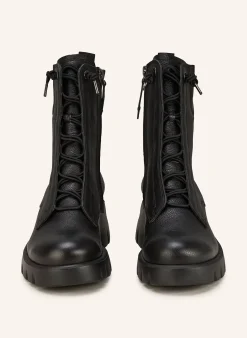 Schnürboots