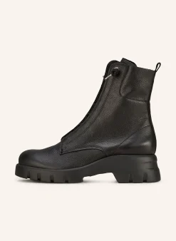 Schnürboots