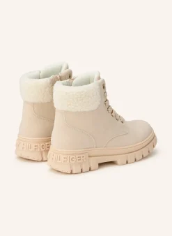 Schnürboots