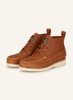Schnürboots