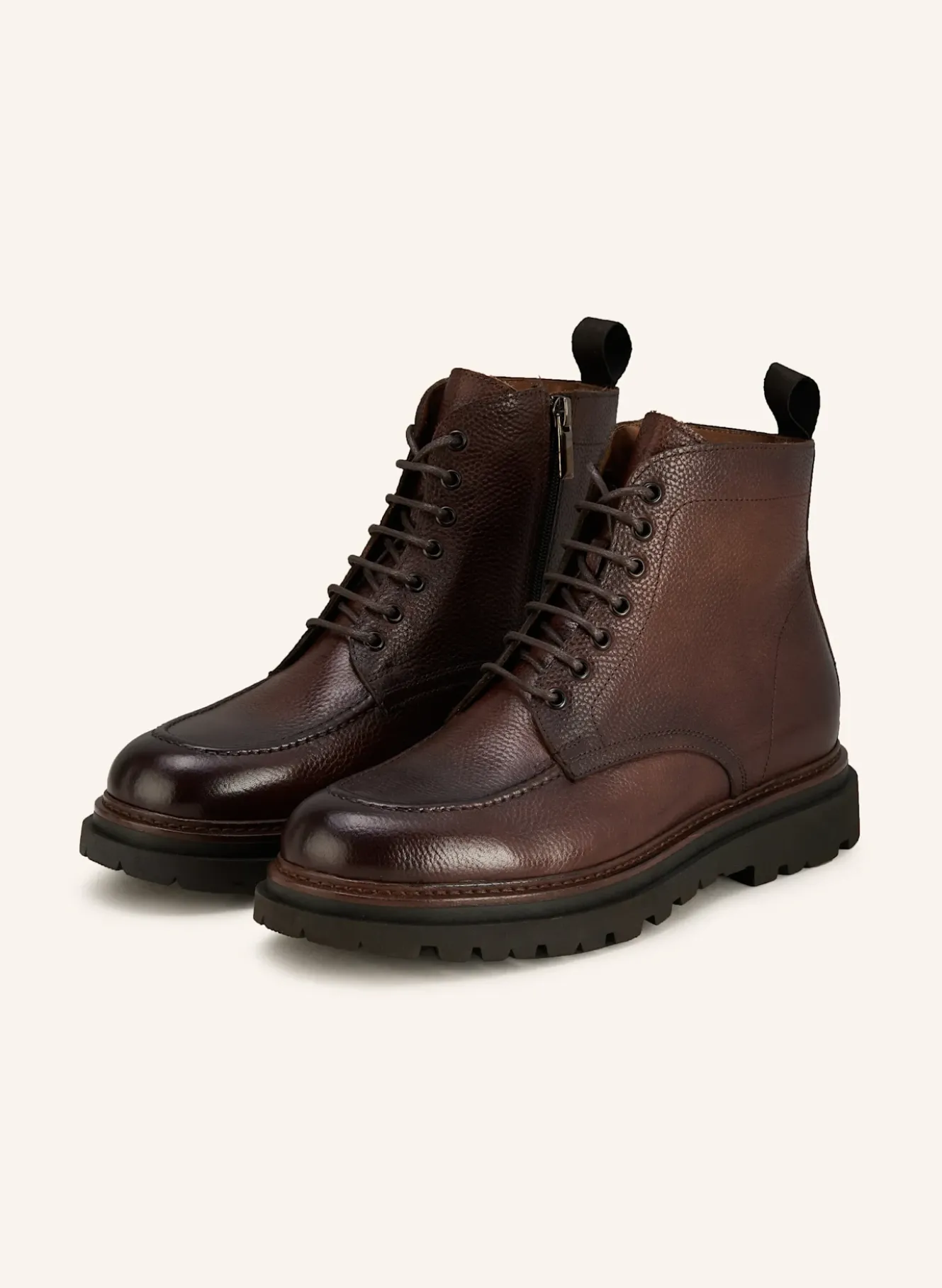 Schnürboots