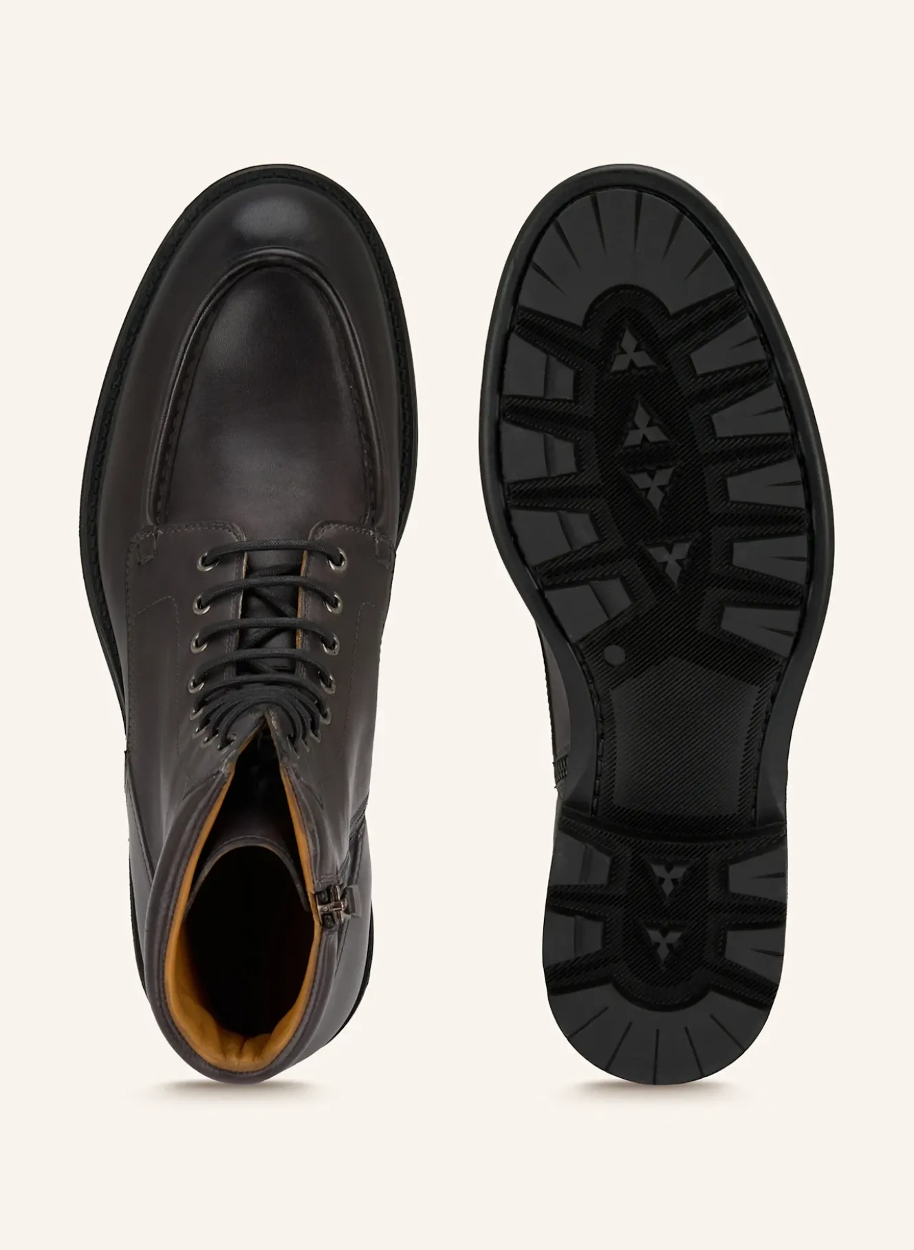 Schnürboots