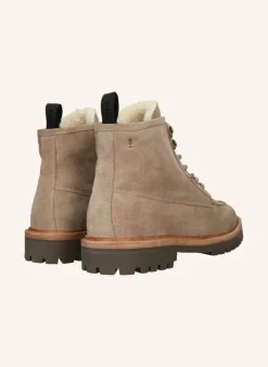 Schnürboots