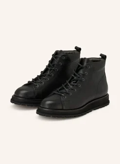 Schnürboots