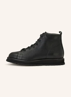 Schnürboots
