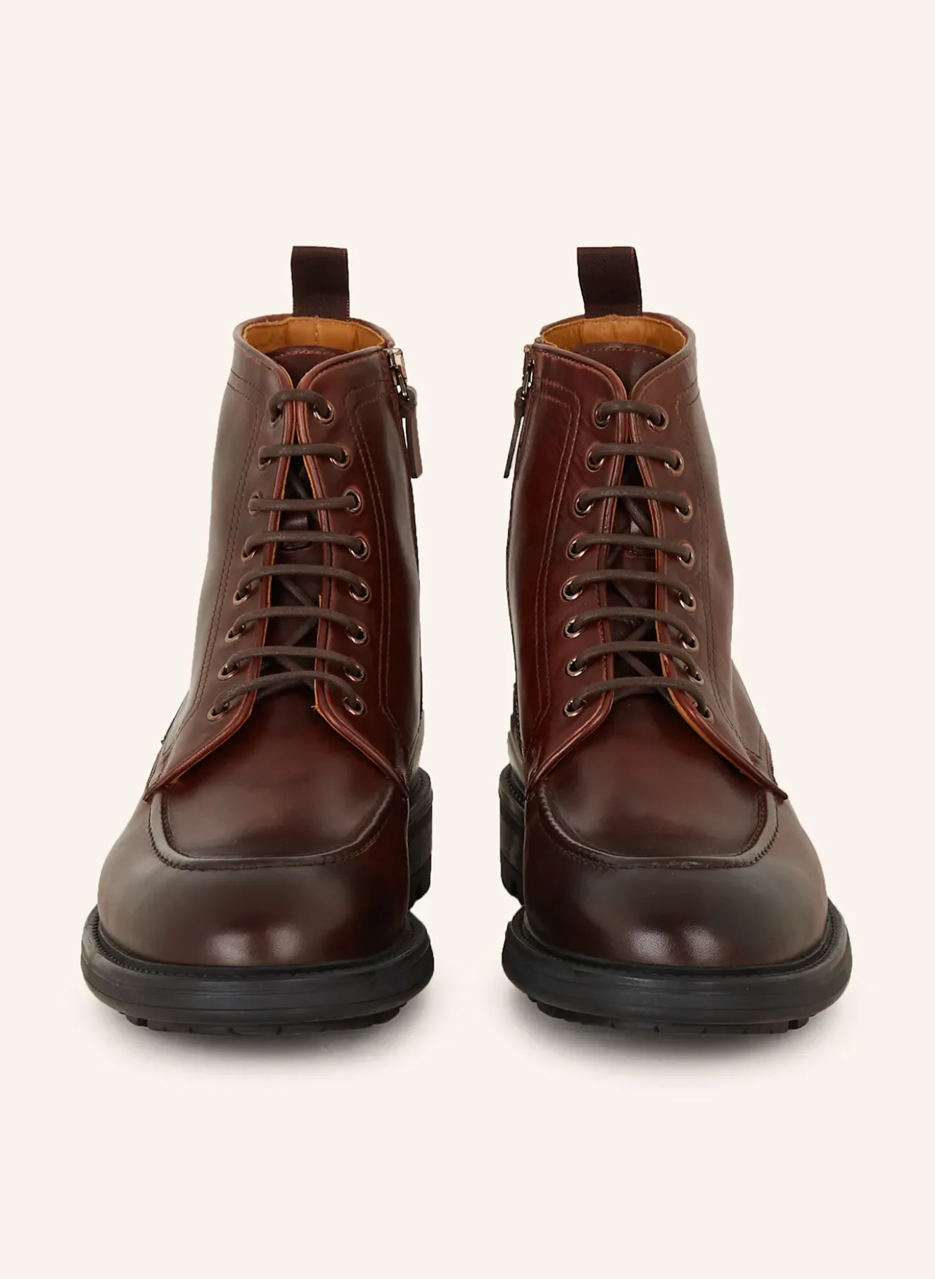 Schnürboots BOLTIARCADE