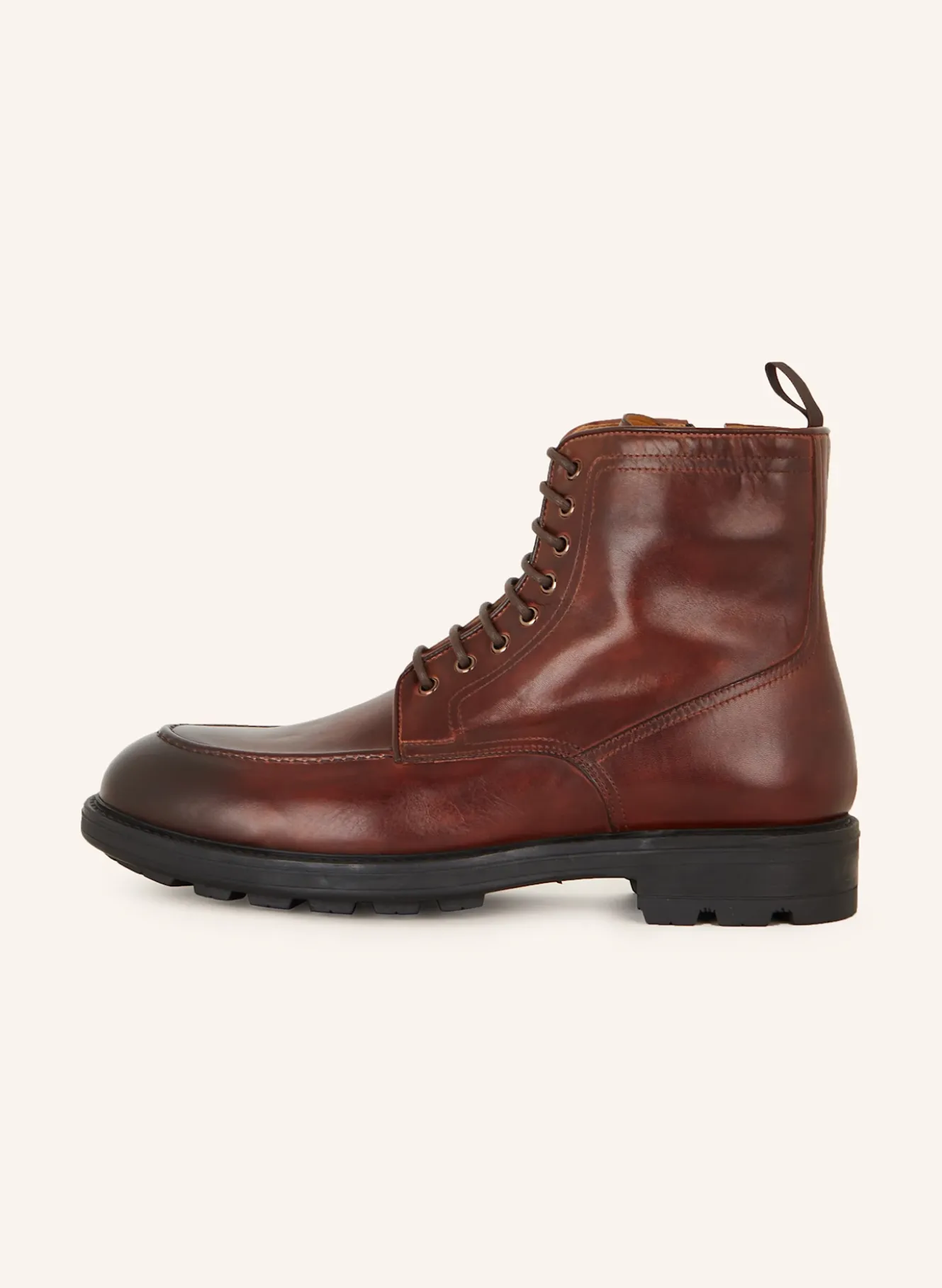 Schnürboots BOLTIARCADE
