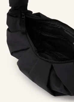 Schultertasche PLEAT MOON BACK SMALL