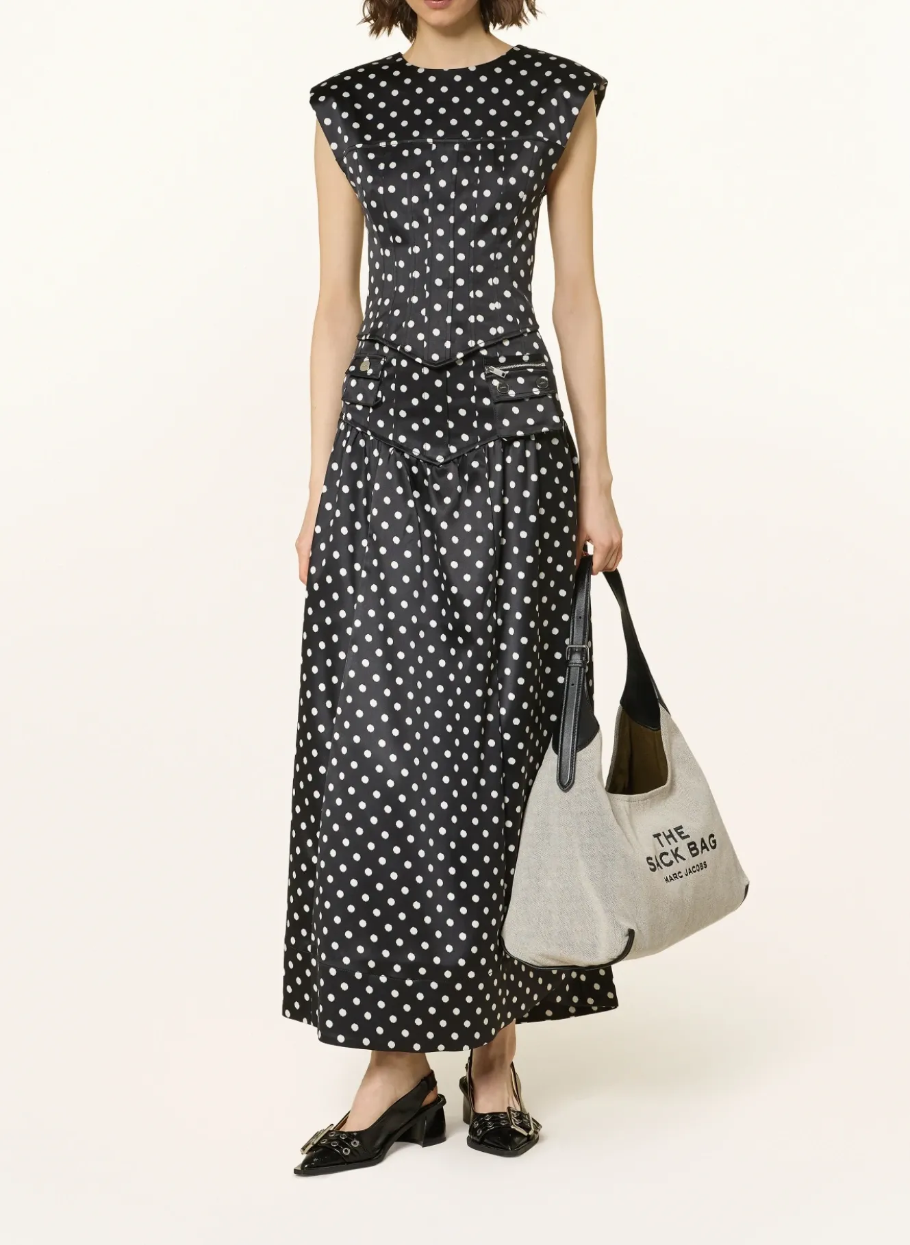 Schultertasche THE LEATHER-TRIM CANVAS BELTED SACK BAG