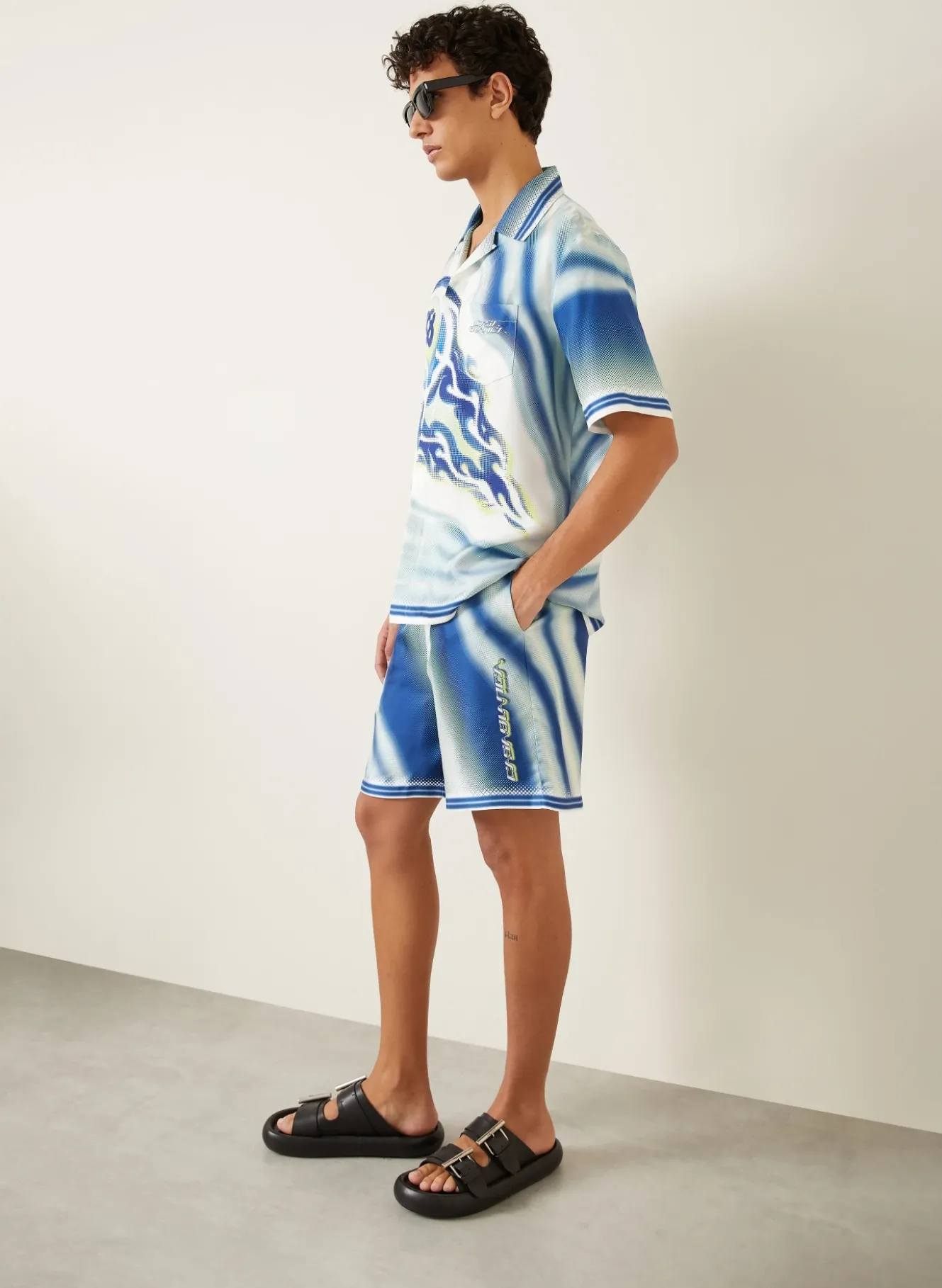 Seidenshorts FLAMING TENNIS BALL