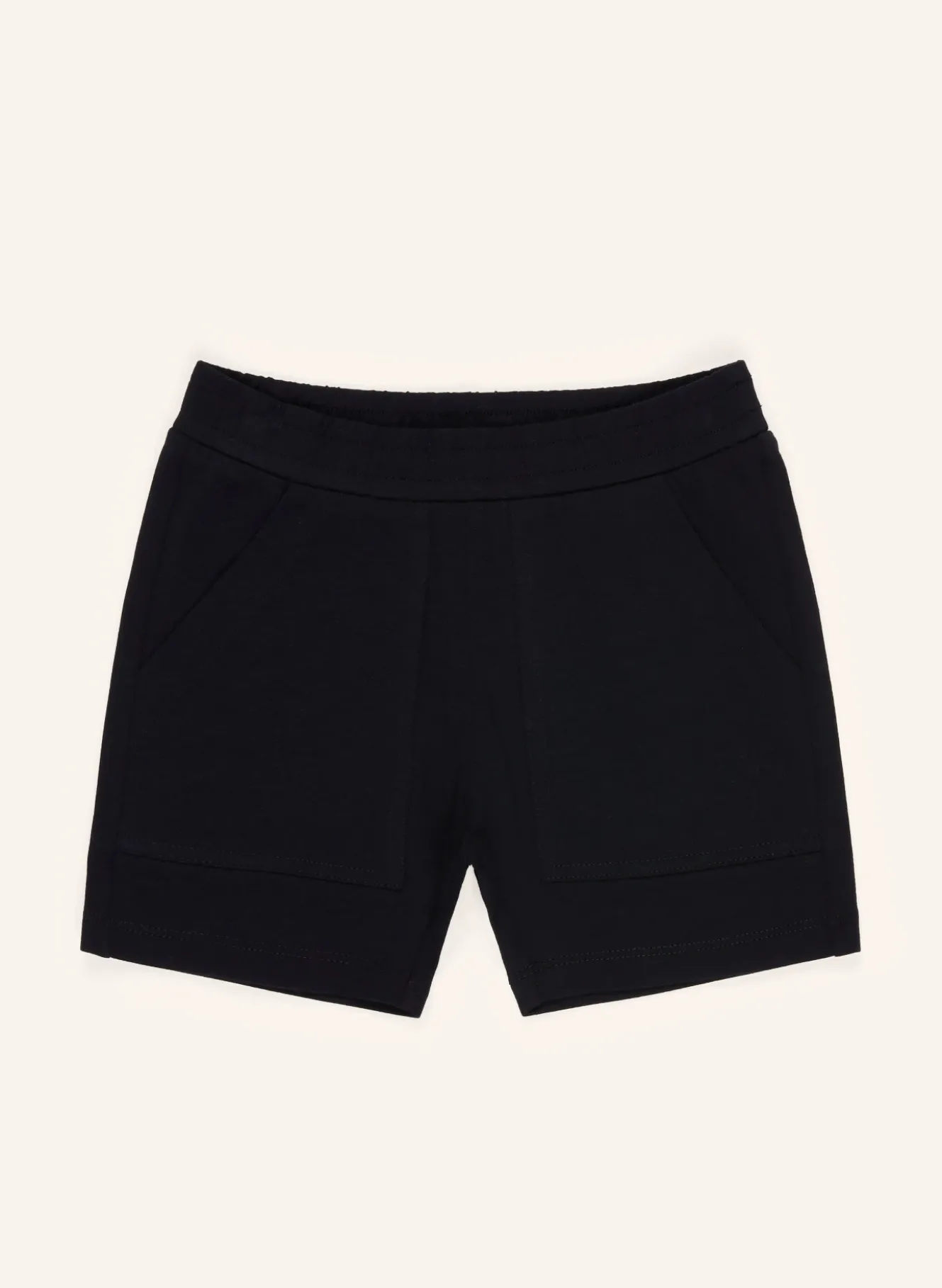 Set: T-Shirt und Shorts