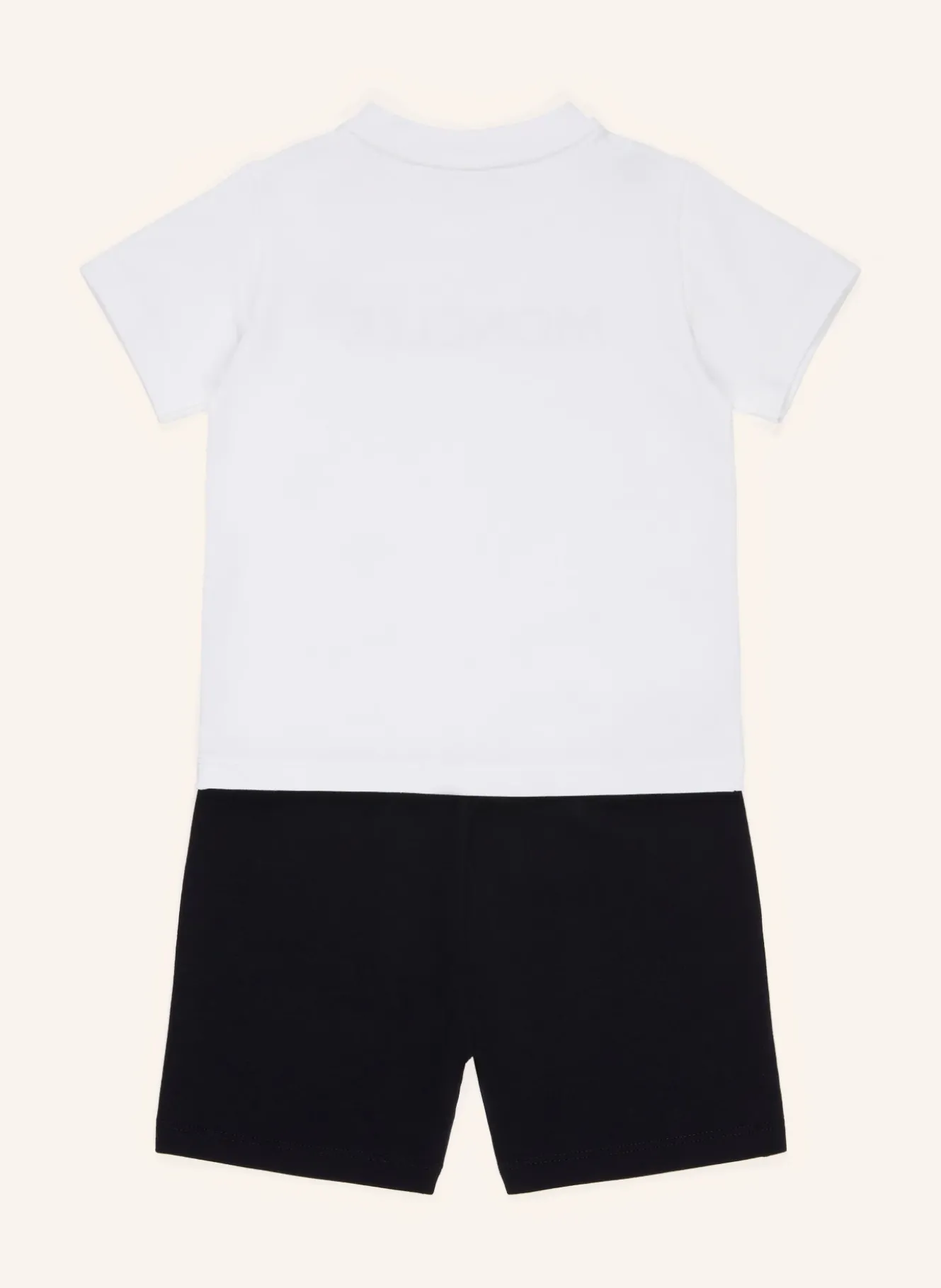 Set: T-Shirt und Shorts