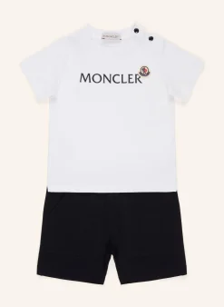 Set: T-Shirt und Shorts