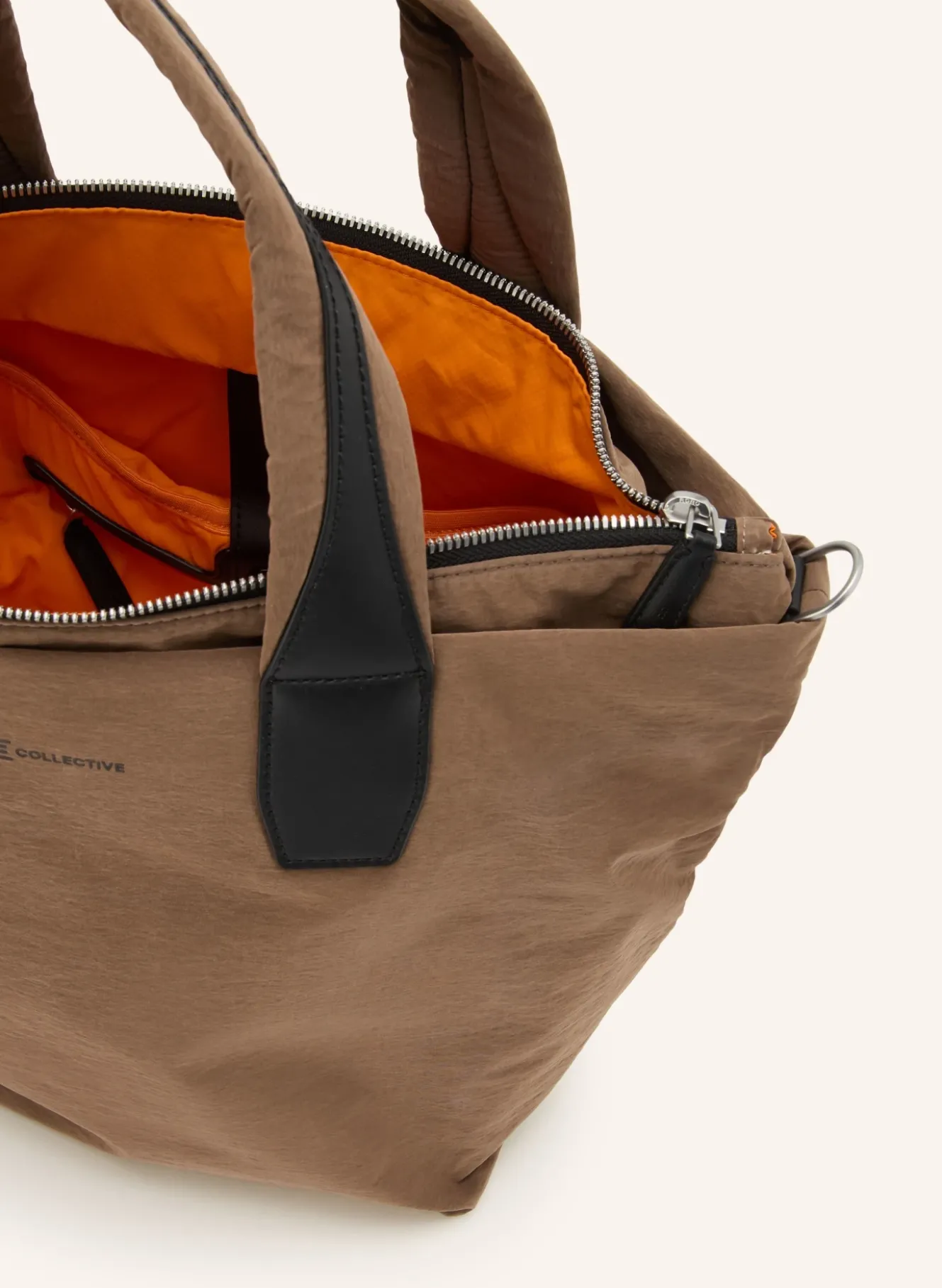 Shopper ESSENCE